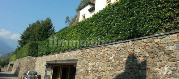 5 bedrooms Villa in Sondrio, Italy No. 291173 8
