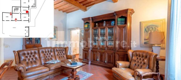 5 bedrooms Villa in Campi Bisenzio, Italy No. 83004 13