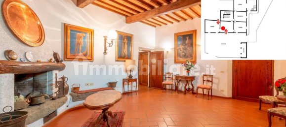 5 bedrooms Villa in Campi Bisenzio, Italy No. 83004 37