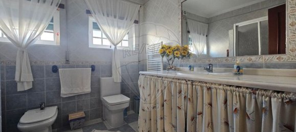 Дом с 4 спальнями в Кампу Майор, Португалия № 21935 32