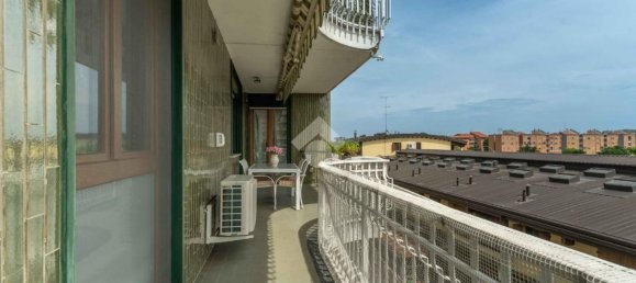 Apartamento de 3 habitaciónes en Trezzano sul Naviglio, Italy No. 287655 8