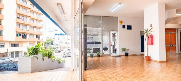 عقار تجاري في Portimao, Portugal 35متر مربع رقم 57561 3