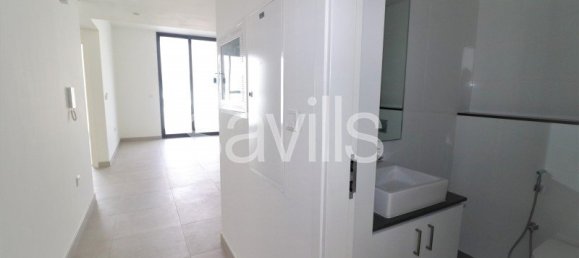 2 bedrooms Apartment in Sharjah, UAE No. 8027 7