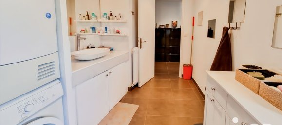 2 bedrooms Apartment in Saint-Maurice, France No. 331329 19