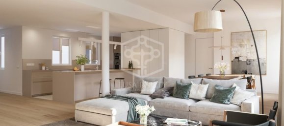 Appartement à Barcelona, Spain No. 16339 3