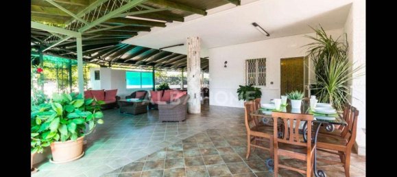 Вилла с 4 спальнями в Бриндизи, Италия № 721 4