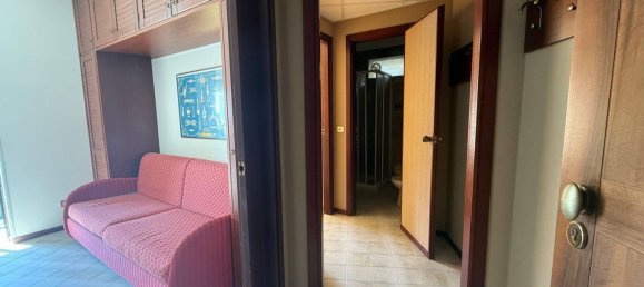 2-salle Appartement à Sanremo, Italy No. 36909 23