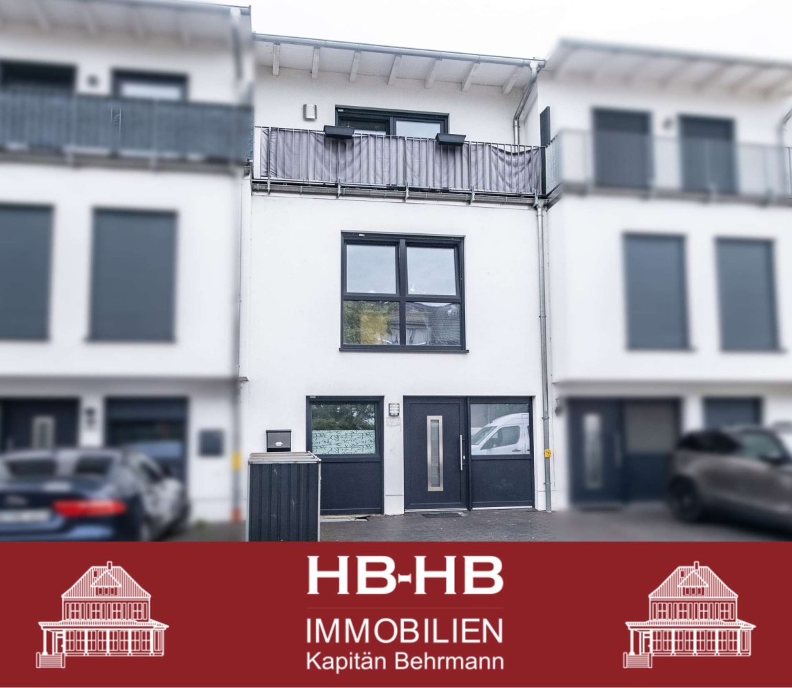 5 bedrooms Townhouse in Bremen, Germany No. 259374