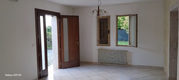 6 bedrooms House in Cinto Caomaggiore, Italy No. 346271 2