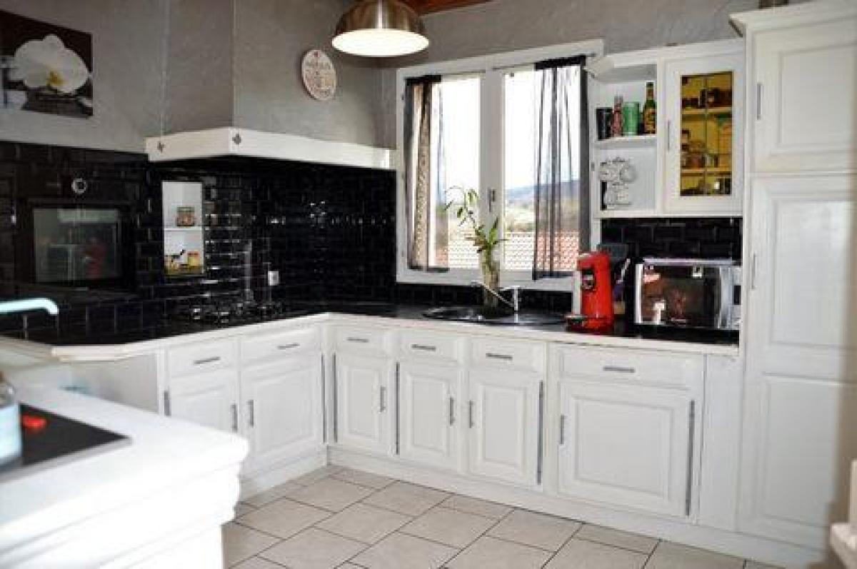 3 bedrooms House in Fraisses, France No. 27065