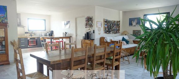 Casa de 4 dormitorios en Chavagnes-en-Paillers, France No. 360533 2