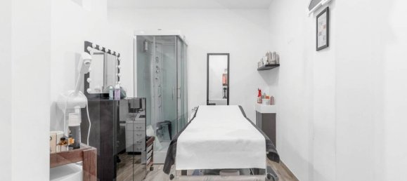 1-Zimmer Gewerbliche Immobilie in Milan, Italy, Nr. 242197 16