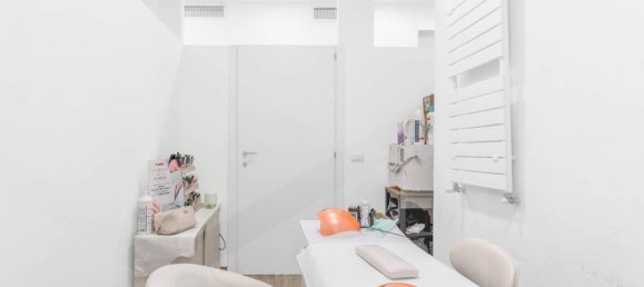 1-Zimmer Gewerbliche Immobilie in Milan, Italy, Nr. 242197 14