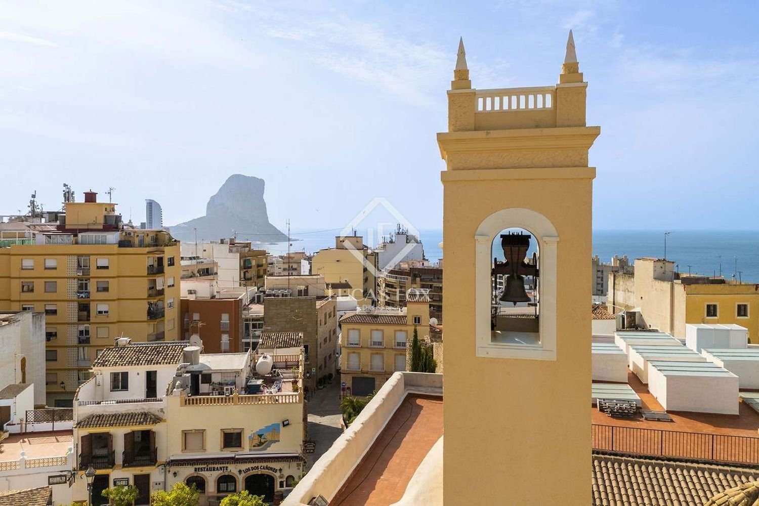 Casa de 5 dormitorios en Calpe, Spain No. 152232