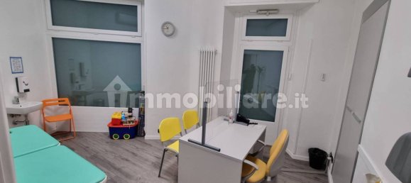 5 rooms Office in Villa Guardia, Italy No. 199364 11