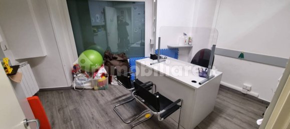 5 rooms Office in Villa Guardia, Italy No. 199364 5