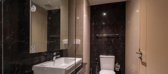 3 Schlafzimmer Doppelhaus in Phra Khanong, Thailand, Nr. 64845 22