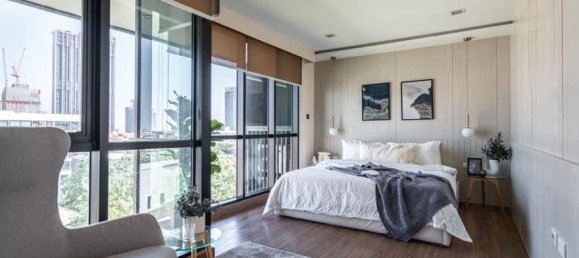 3 Schlafzimmer Doppelhaus in Phra Khanong, Thailand, Nr. 64845 30