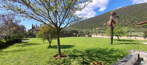 4 bedrooms Commercial property in Polygyros, Greece No. 3205 5