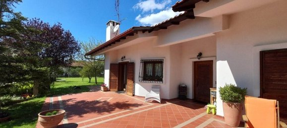 4 bedrooms Commercial property in Polygyros, Greece No. 3205 3