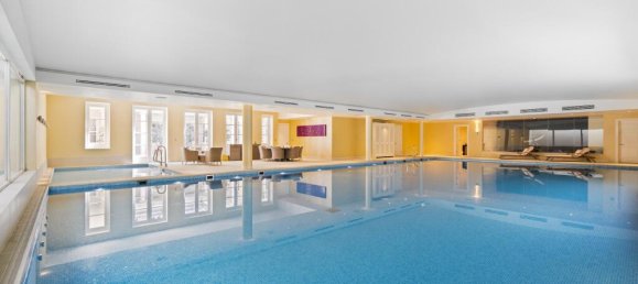 11 bedrooms House in Virginia Water, United Kingdom No. 13035 13