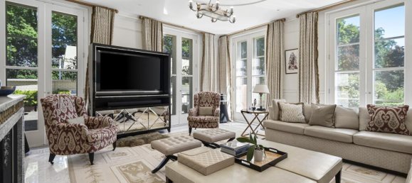 11 bedrooms House in Virginia Water, United Kingdom No. 13035 3