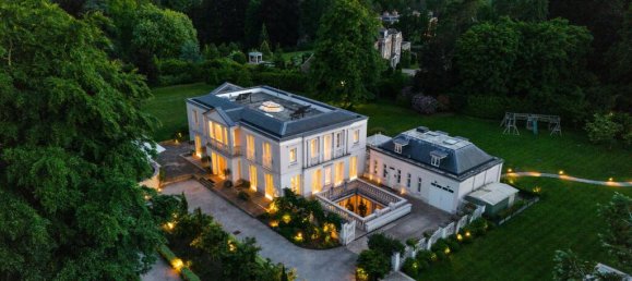 11 bedrooms House in Virginia Water, United Kingdom No. 13035 19