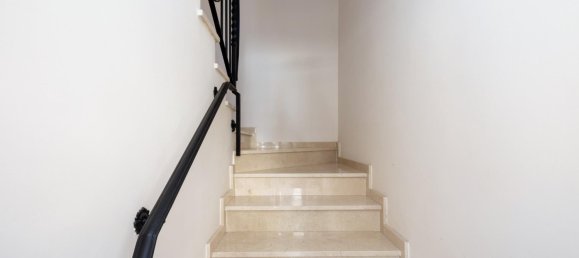 1 bedroom Penthouse in Granada, Spain No. 166690 9