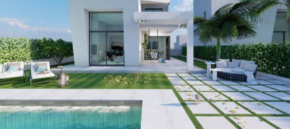 3 bedrooms Villa in Golf Bahia, Spain No. 6612 4