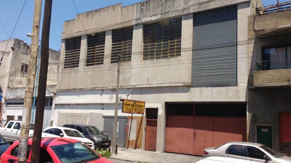 Gewerbliche Immobilie in Lanus, Argentina 1320m², Nr. 26383