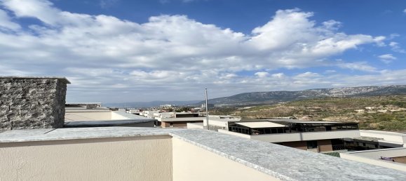 Villa de 3+1 en Kargicak, Turkey No. 7034 11