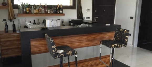 5 bedrooms Villa in Thessaloniki, Greece No. 1376 2