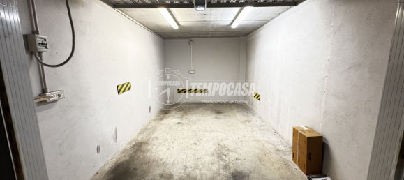 15m² Garage in Rome, Italy No. 305150 10