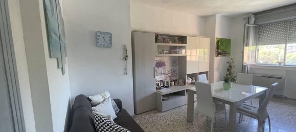 5 rooms Apartment in Latina, Italy No. 172440 6