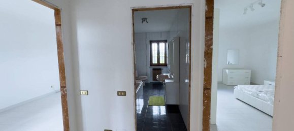 4 rooms Villa in Vaprio d'Agogna, Italy No. 178080 21