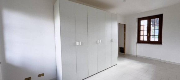 4 rooms Villa in Vaprio d'Agogna, Italy No. 178080 20