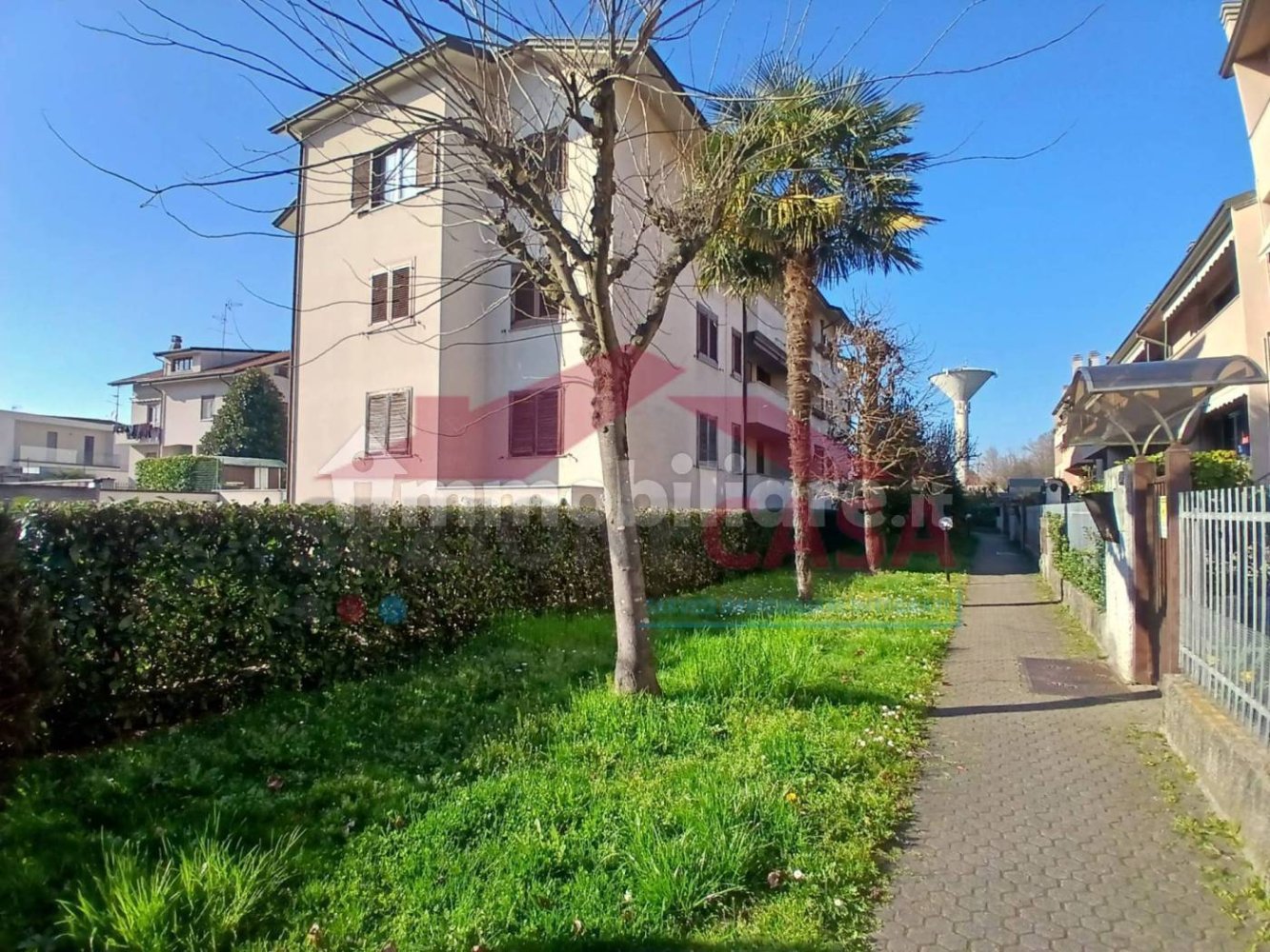 Apartamento T2 em Ceriano Laghetto, Italy N.º 61459