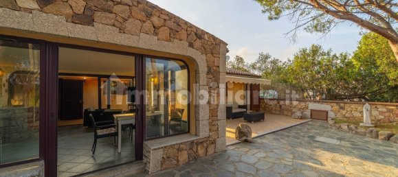 Villa de 4 dormitorios en Budoni, Italy No. 71221 4