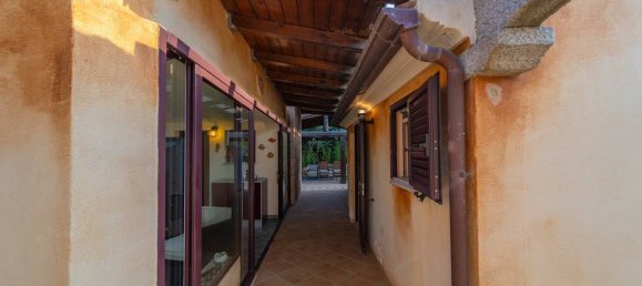 Villa de 4 dormitorios en Budoni, Italy No. 71221 28