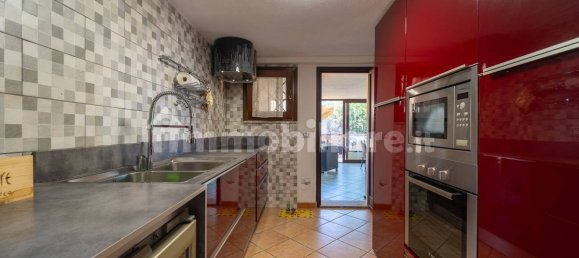 Villa de 4 dormitorios en Budoni, Italy No. 71221 12