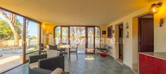 Villa de 4 dormitorios en Budoni, Italy No. 71221 8