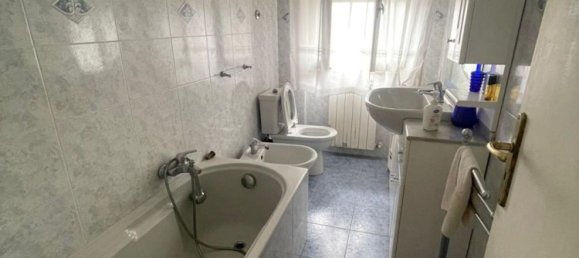 4 rooms Apartment in Carrara, Italy No. 27358 10