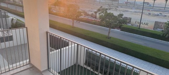 Villa de 3 dormitorios en The Valley, UAE No. 109248 5