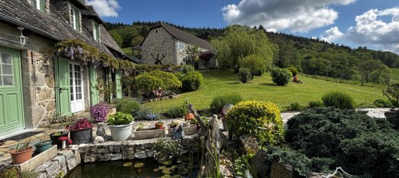 7 bedrooms Castles in Cantal, France No. 302742 2