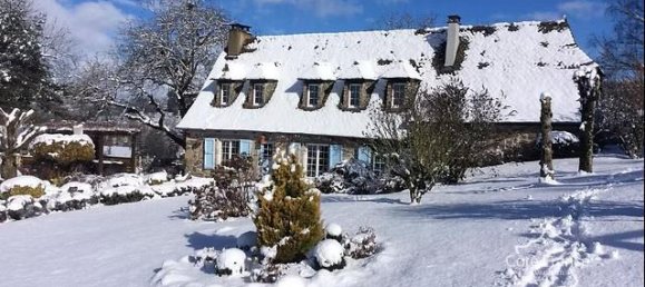 7 bedrooms Castles in Cantal, France No. 302742 35