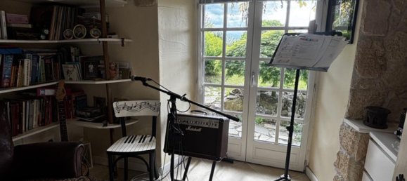 7 bedrooms Castles in Cantal, France No. 302742 11