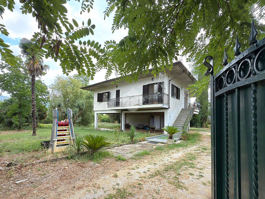 Villa T2 em Sermoneta, Italy N.º 310115