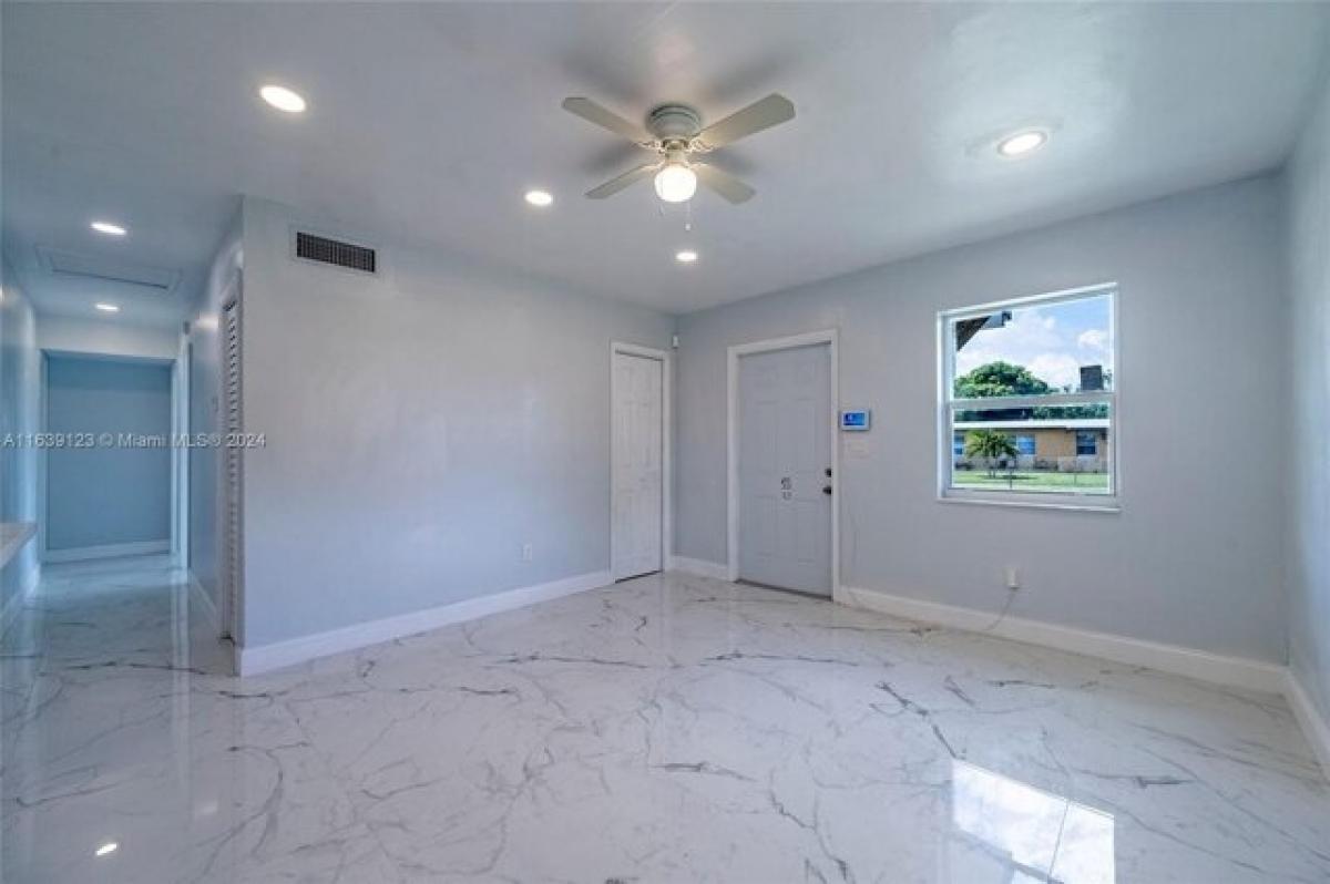 3 bedrooms House in Lauderhill, USA No. 421843