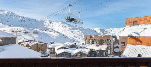 3 bedrooms Apartment in Les Belleville, France No. 1195 12