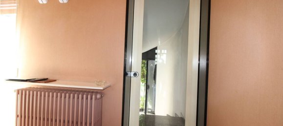 Villa de 4 habitaciónes en Lungavilla, Italy No. 259023 23